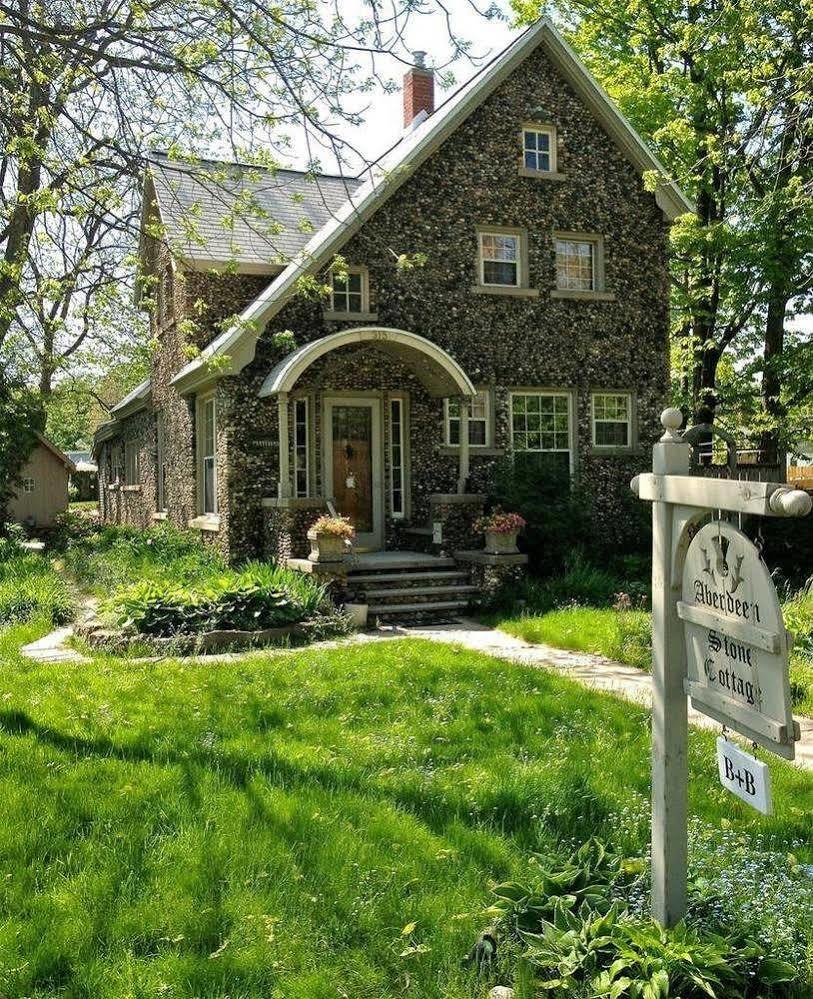 Aberdeen Stone Cottage B&B Traverse City Exterior foto