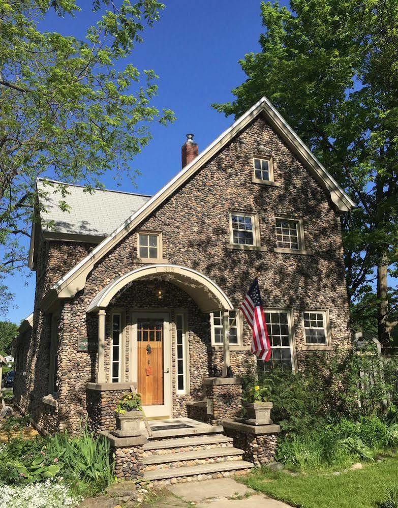 Aberdeen Stone Cottage B&B Traverse City Exterior foto